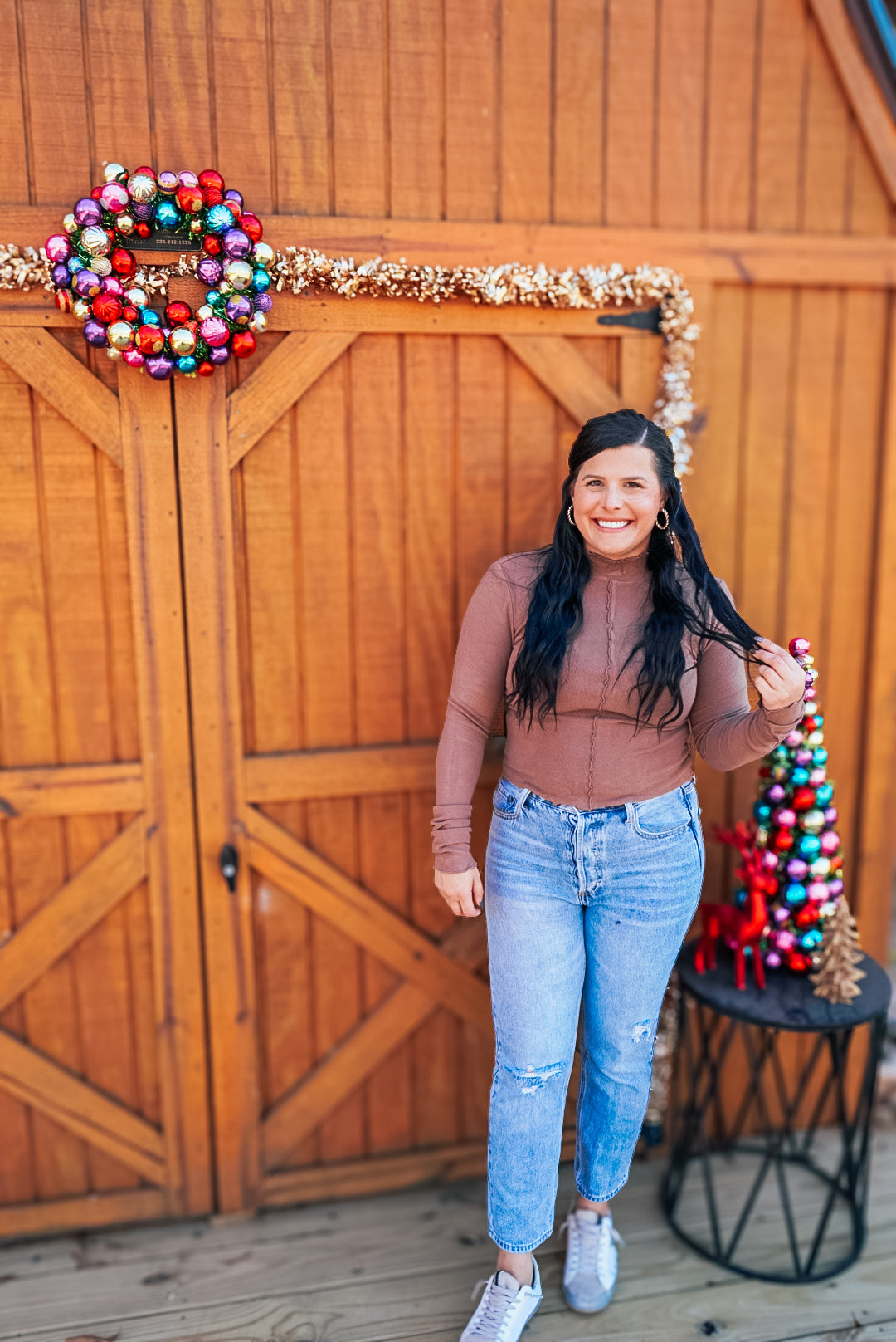 Traveling Far Brown Top 🤎 1 small & 2 larges left