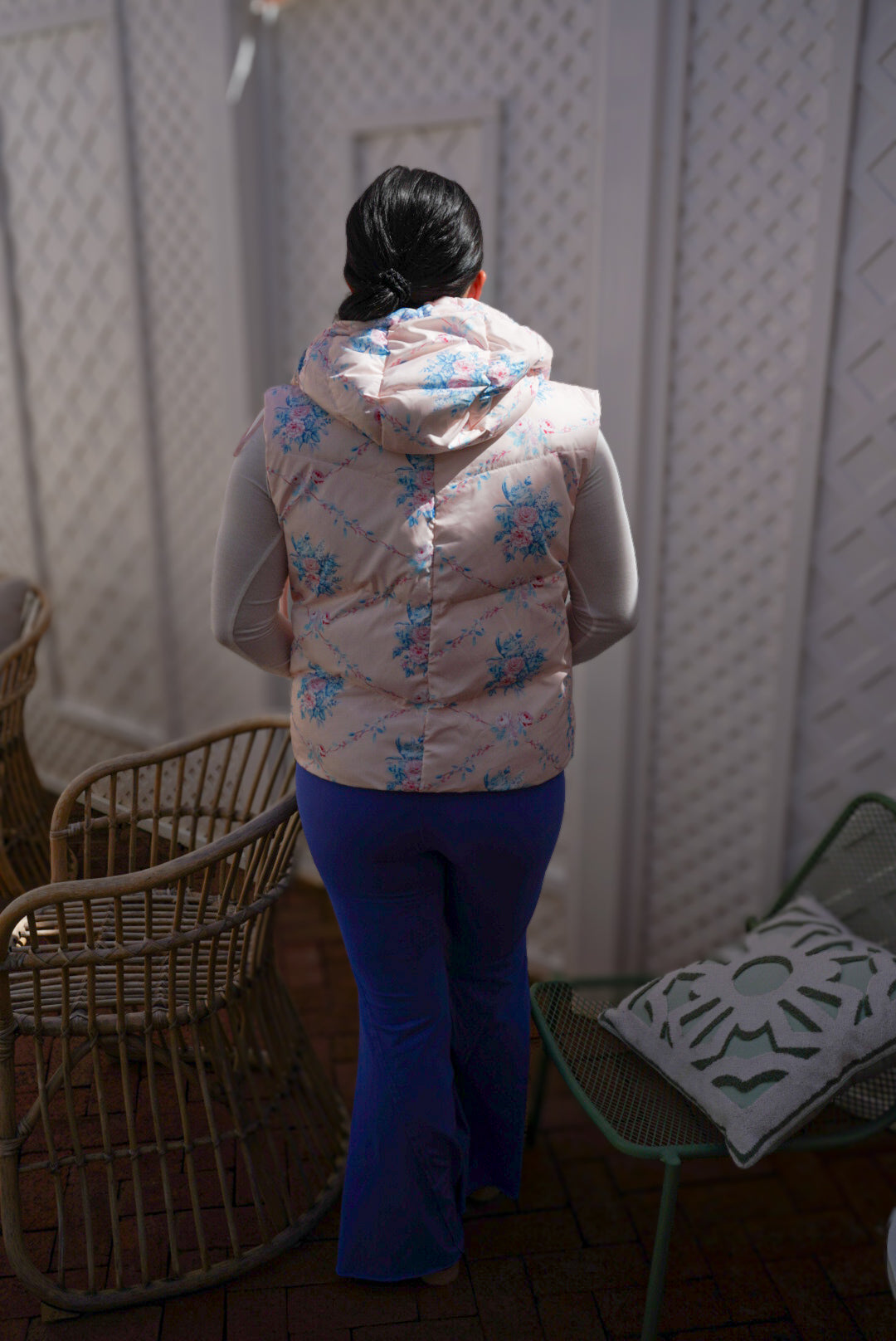 Pink Floral Printed Vest 🌸 large