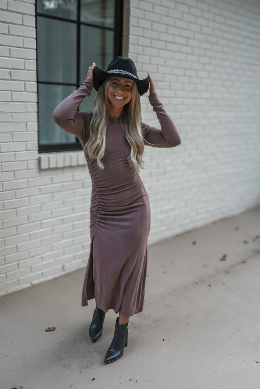 Going With The Season Dress 🖤 1 large