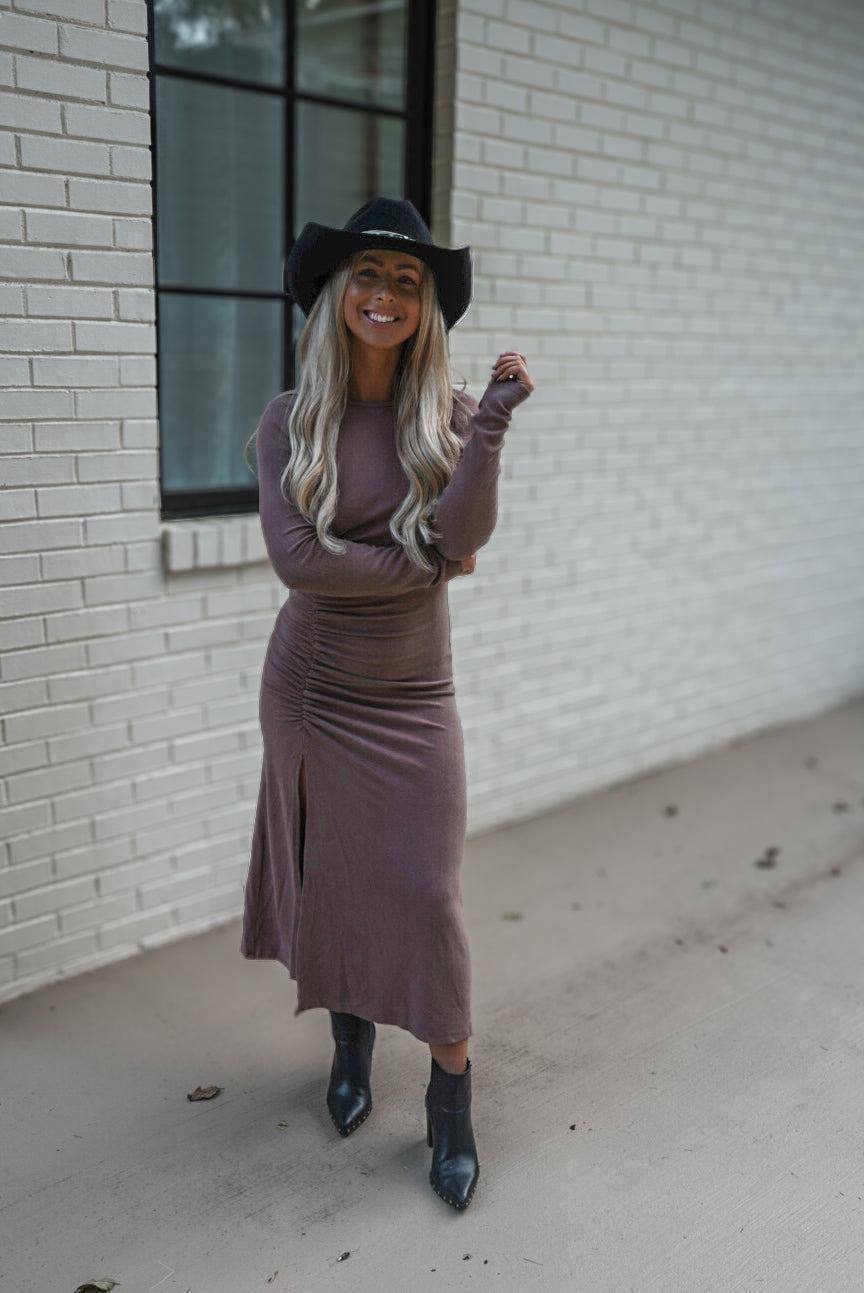 Going With The Season Dress 🖤 1 large