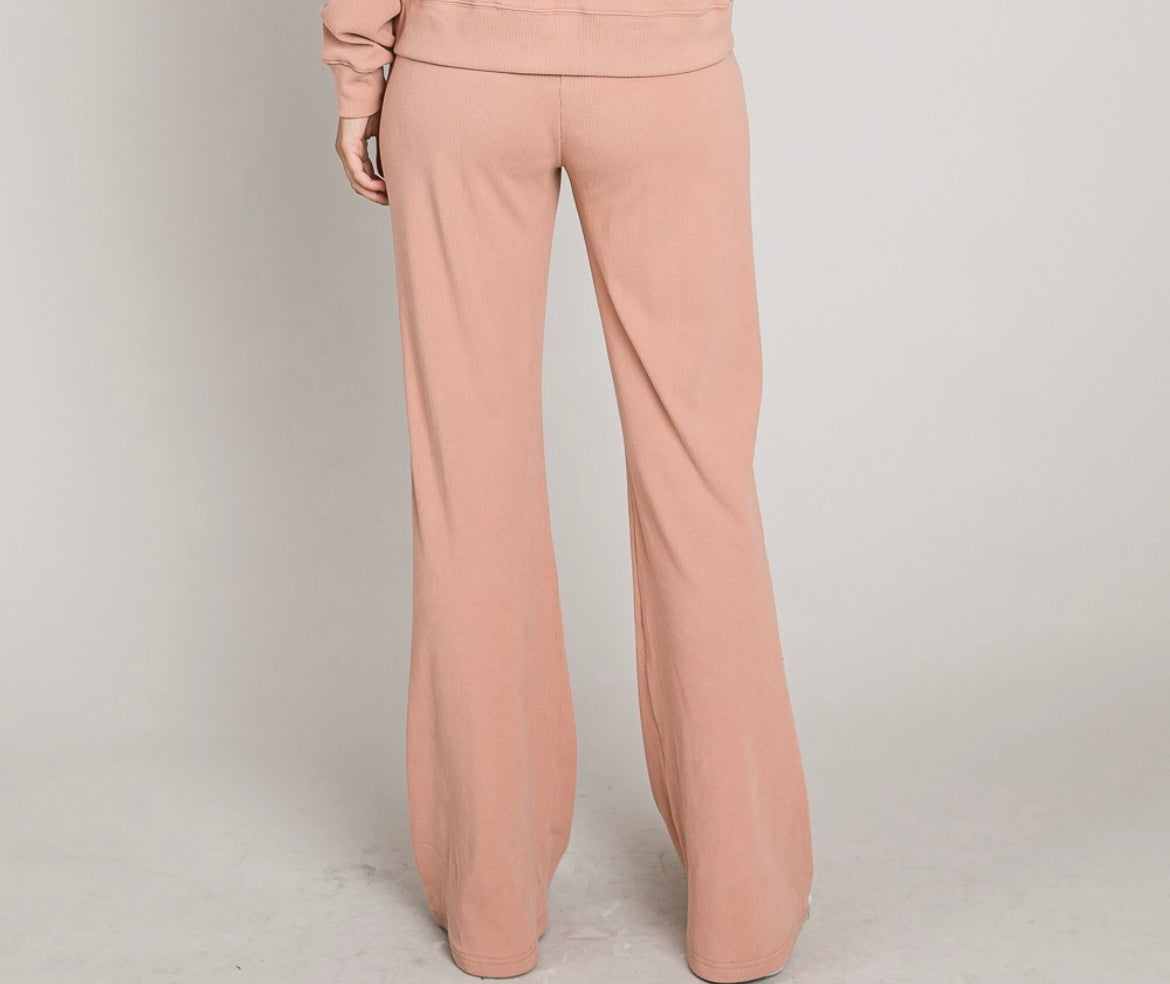 Cozy Mornings Rose Set