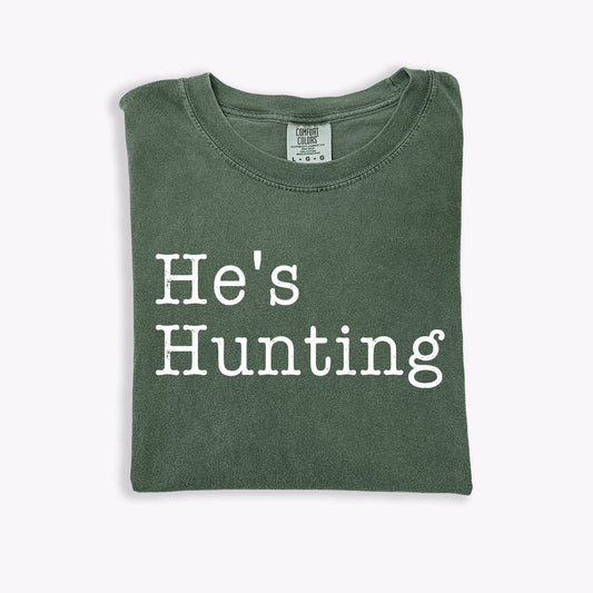 He's Hunting Tee 🦌 1 medium & XL