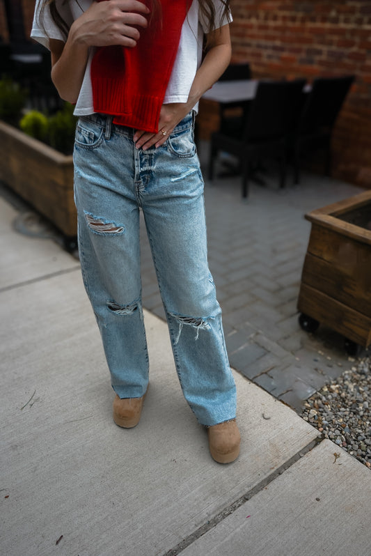 Distressed High Waisted Wide Leg Dad Jeans 🌟 size 25 left