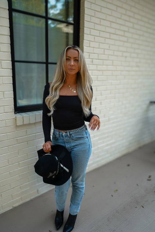 Black Seamless Reversible Top 🖤 1 large