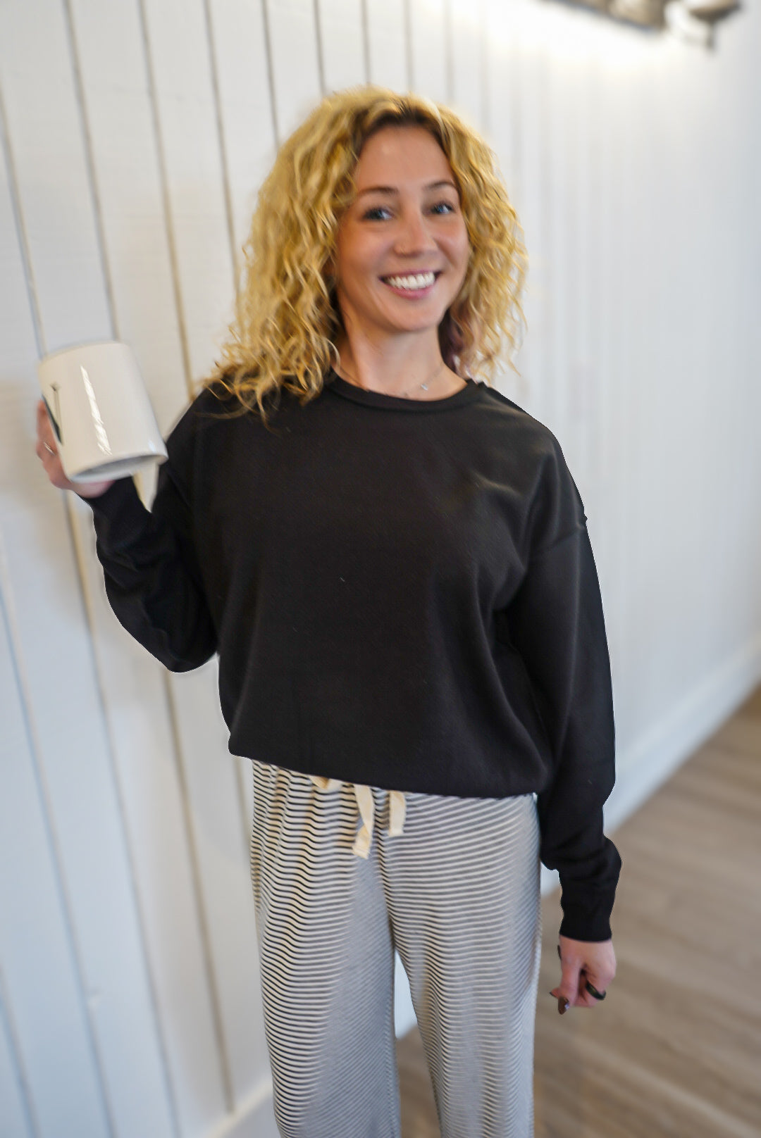 Reverse Seam Sweatshirt - Black