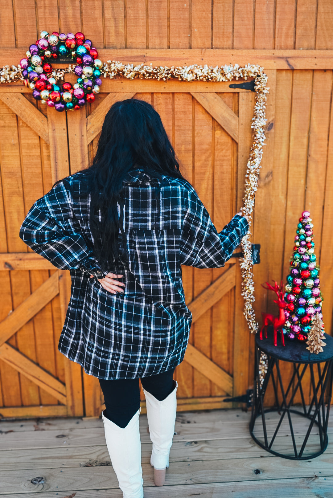 Twirl Around Plaid Top 🖤 1 large