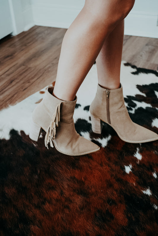 Cheyenne Fringe Boots