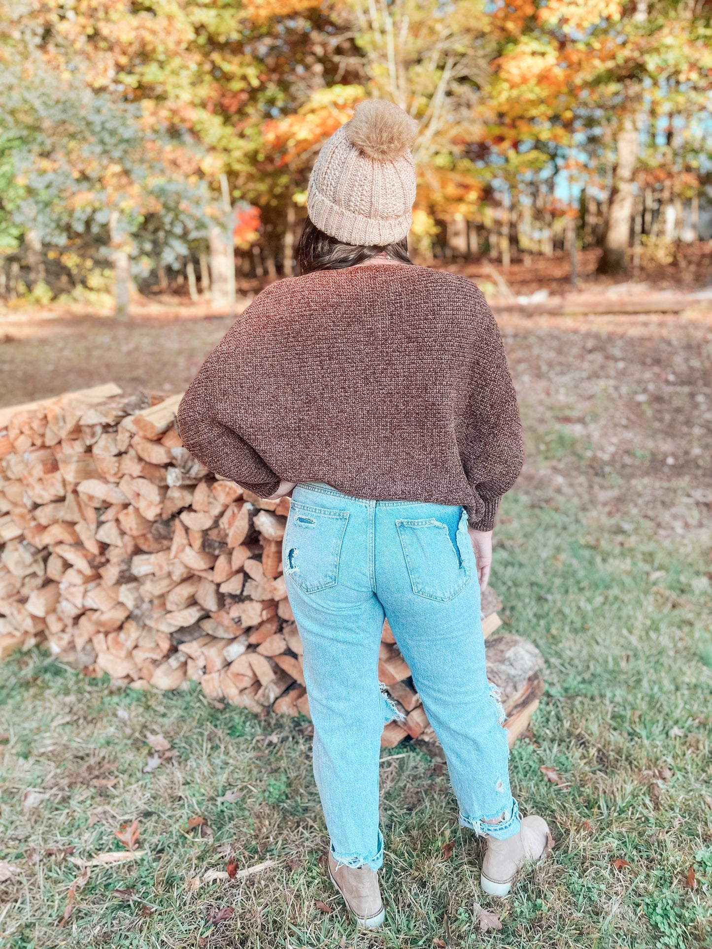 Cabin Nights Sweater Brown 🤎 1 medium left